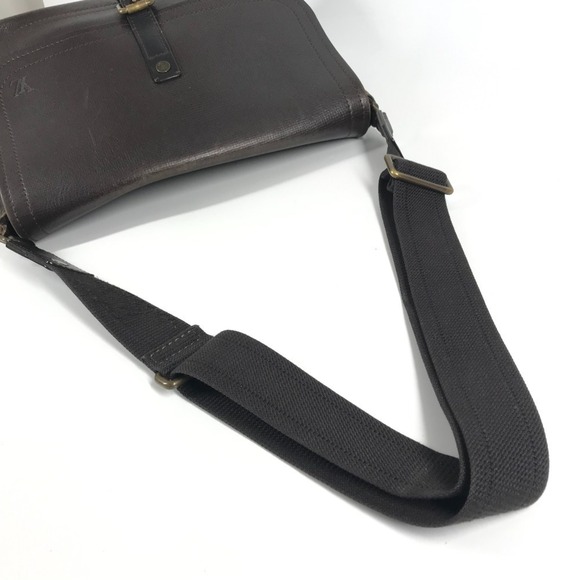 LOUIS VUITTON M92071 Utah Messenger Bag, Crossbody Flap Shoulder Leather, Men... - Picture 10 of 16